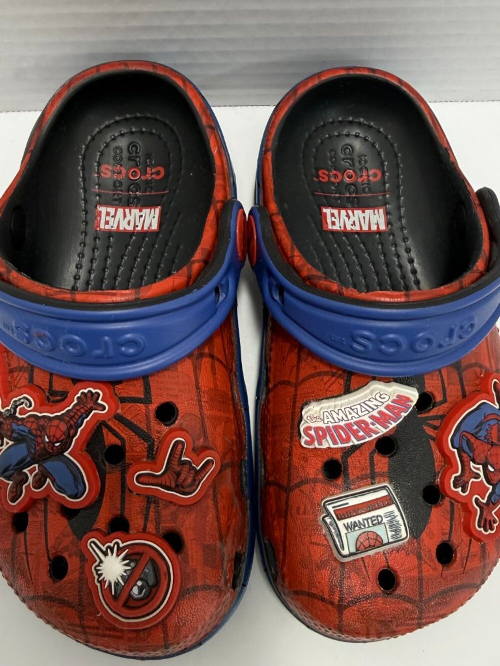 Crocs Spider-Man Marvel Clogs Kids Size C 9 Red Blue Black Slip-on 3D Graphics
